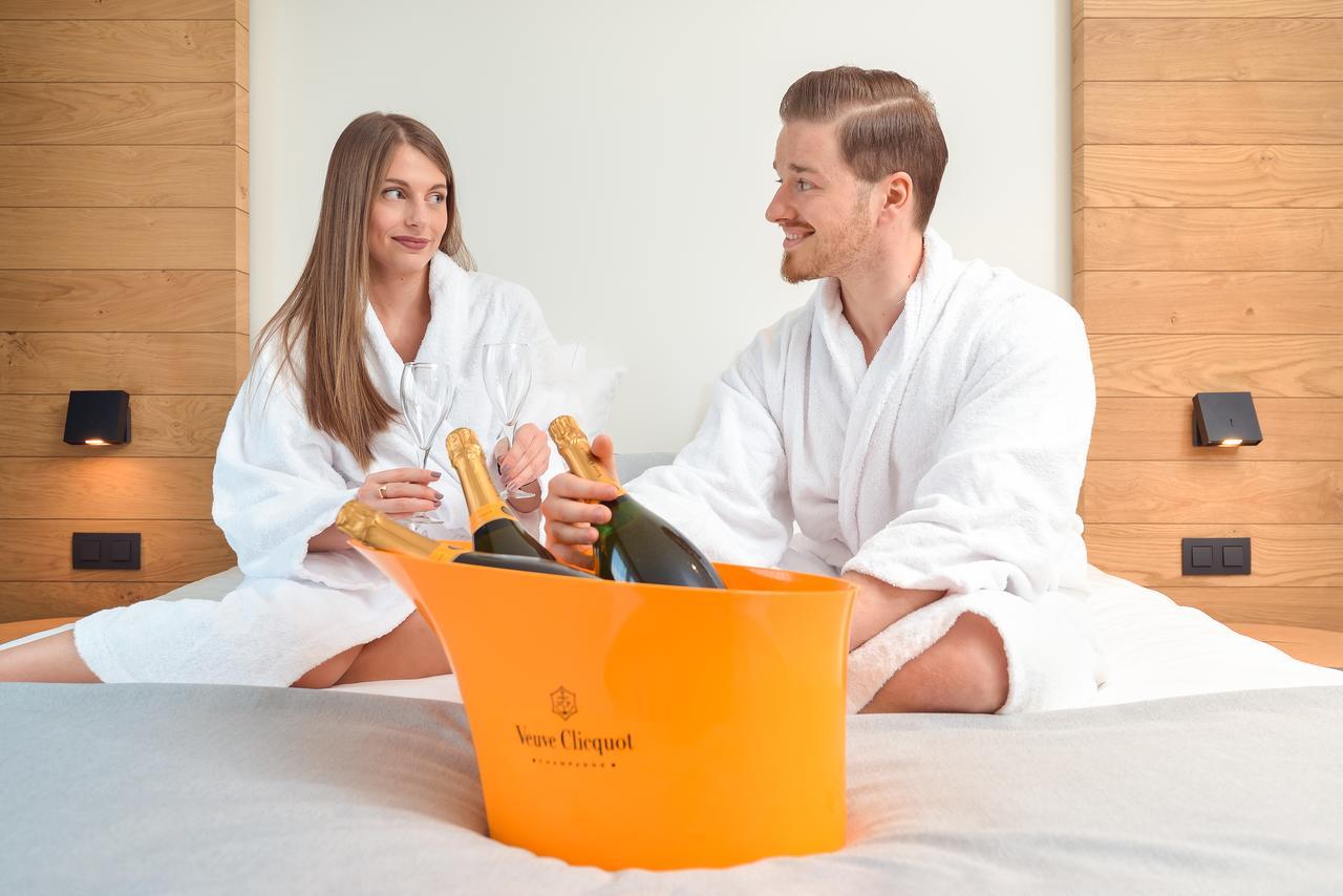 R Hotel Experiences Sougné-Remouchamps المظهر الخارجي الصورة